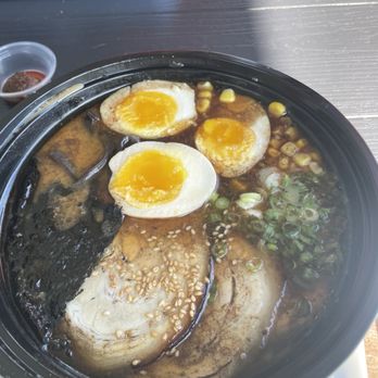 Ramen Station - garlic tonkotsu, so delicious - Ramen Near Me - Oakland, California Ramen Station - garlic tonkotsu, so delicious - Ramen Near Me - Oakland, California