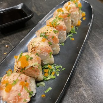 Rock-n-Sake Bar & Sushi - Garlic Salmon Roll - Sushi Bars Near Me - Baton Rouge, Louisiana