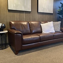 Implant And Periodontal Associates NW - Sofa in the lobby.