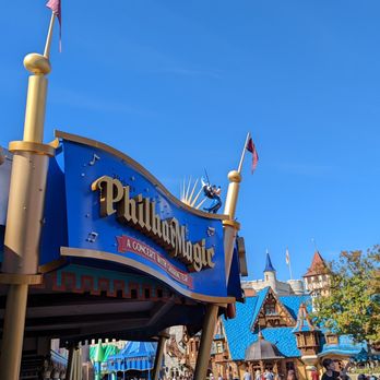 Mickey's PhilharMagic - Amusement Parks Near Me - Lake Buena Vista, Florida