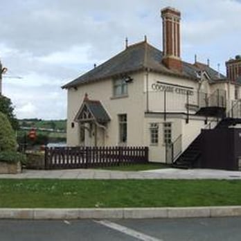 Coombe Cellars Inn - Pubs Near Me