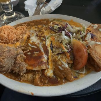 Xochimilco Mexican Restaurant - Chicken enchilada, Chili Relleno, chicken taco plate - Mexican Near Me - Sacramento, California Xochimilco Mexican Restaurant - Chicken enchilada, Chili Relleno, chicken taco plate - Mexican Near Me - Sacramento, California
