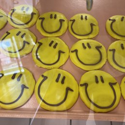 Smiley face cookies! Smiley face cookies!
