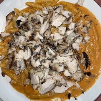 Dino's Pizzeria - Vodka sauce pasta - Italian Near Me - Freehold, New Jersey Dino's Pizzeria - Vodka sauce pasta - Italian Near Me - Freehold, New Jersey