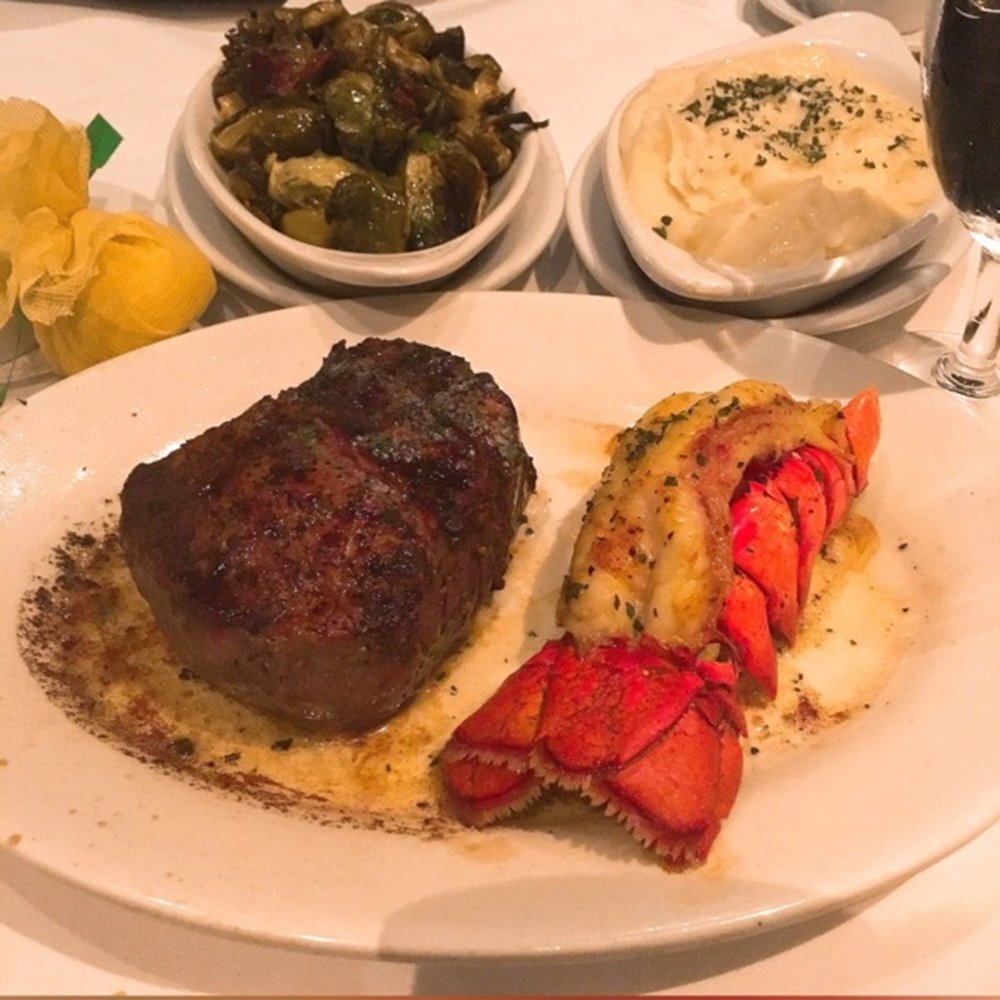 Ruth's Chris Steak House - Steakhouses Near Me - Gaithersburg, Maryland