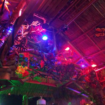 Tiki Di Amore - Tiki Bar Ceiling - Tiki Bars Near Me - Las Vegas, Nevada Tiki Di Amore - Tiki Bar Ceiling - Tiki Bars Near Me - Las Vegas, Nevada