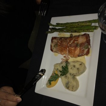 Penumbra - Wine Bars Near Me - Chicago, Illinois