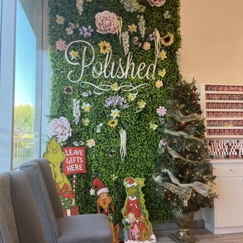 Polished Nail Lounge - Holiday decorations - Nail Salons Near Me - Chatsworth, California