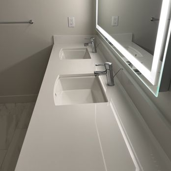 Maid in Cali - Bathroom. It was dirty but they made it like this :) - Office Cleaning Near Me - Los Angeles, California Maid in Cali - Bathroom. It was dirty but they made it like this :) - Office Cleaning Near Me - Los Angeles, California