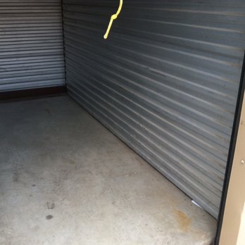 Main Street Storage - Inside a 10'x10' - Self Storage Near Me - Keokuk, Iowa Main Street Storage - Inside a 10'x10' - Self Storage Near Me - Keokuk, Iowa
