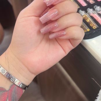 Spa Nails - So pretty. I love it! Thank you - Nail Salons Near Me - La Puente, California