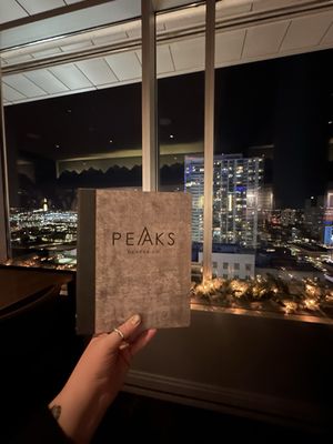 Peaks Lounge by null
