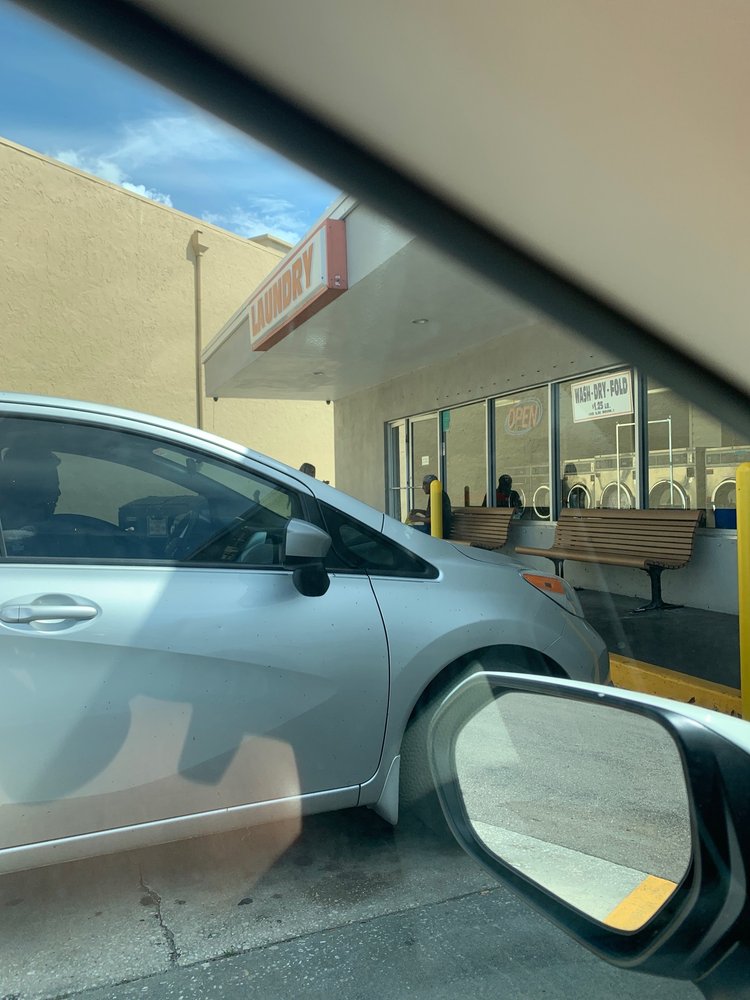 GATOR WASH COIN LAUNDRY Updated September 2024 13 Photos & 28