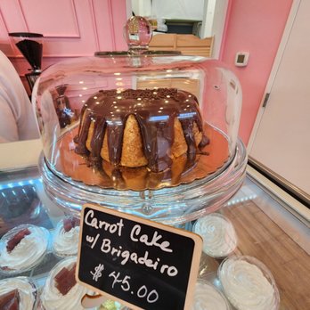 Delicatessen by Janis - Bakeries Near Me - Doral, Florida