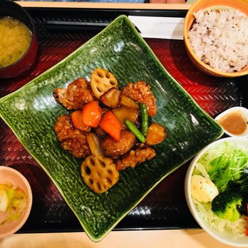 大戸屋 みなとみらいビジネススクエア店 - Updated October 2025