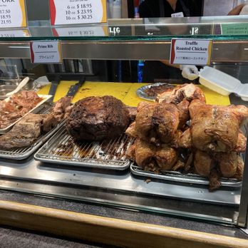 Lahaina Chicken Company - Looking at that scrumptious chickens - American Near Me - Honolulu, Hawaii Lahaina Chicken Company - Looking at that scrumptious chickens - American Near Me - Honolulu, Hawaii