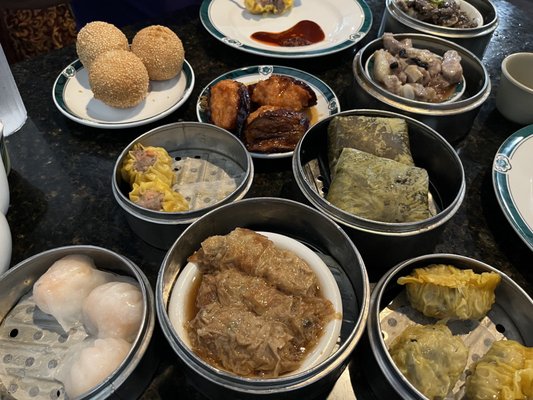 Ming’s Bistro by null