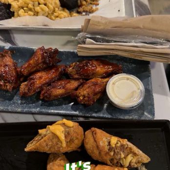 Peachez - Turkey leg,(slightly burnt), dirty rice and mac n cheese Peach bourbon wings, and oxtail with mac n cheese - Lounges Near Me - Houston, Texas Peachez - Turkey leg,(slightly burnt), dirty rice and mac n cheese Peach bourbon wings, and oxtail with mac n cheese - Lounges Near Me - Houston, Texas