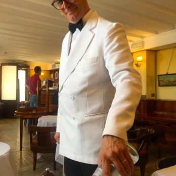 Harry's Bar - loving the service...... - Bars Near Me - Venezia, VE