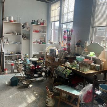 The Mercantile Mall - Antiques Near Me - Milford, Ohio