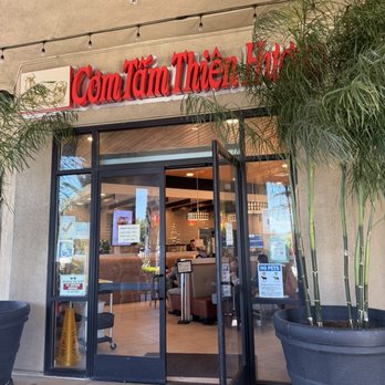 Com Tam Thien Huong - Vibe - Vietnamese Near Me - San Jose, California