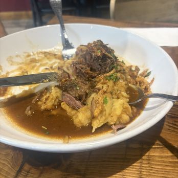 Tahoe Tavern & Grill - Beef short ribs with mashed potatoes - Pizza Near Me - Stateline, Nevada Tahoe Tavern & Grill - Beef short ribs with mashed potatoes - Pizza Near Me - Stateline, Nevada