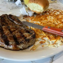 Cliffs Place - 8 oz Sirloin