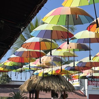 Mentiritas - Bars Near Me - Ixtapa Zihuatanejo, GRO