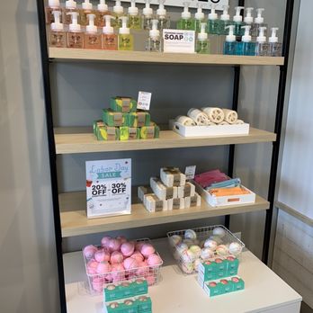 Buff City Soap - Cosmetics & Beauty Supply Near Me - Indianapolis, Indiana