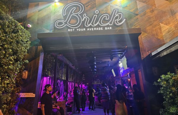 Brick by null