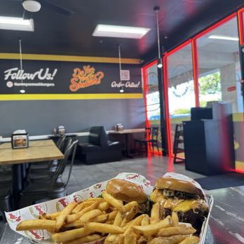 Hammy’s Smash Burgers - Burgers Near Me - Clovis, California