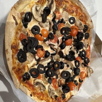 Social Life Pizza - a pizza in a box - Pizza Near Me - Las Vegas, Nevada Social Life Pizza - a pizza in a box - Pizza Near Me - Las Vegas, Nevada