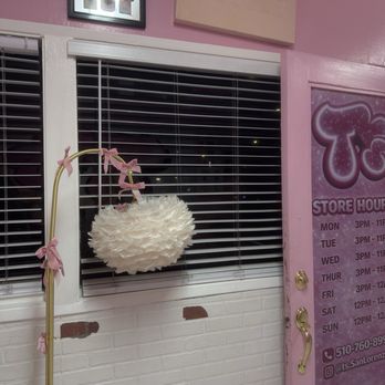 T’s - Desserts Near Me - San Lorenzo, California T’s - Desserts Near Me - San Lorenzo, California