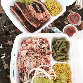 BBQLIFE - 2 Meat Plate Brisket Pork - Barbeque Near Me - San Antonio, Texas BBQLIFE - 2 Meat Plate Brisket Pork - Barbeque Near Me - San Antonio, Texas