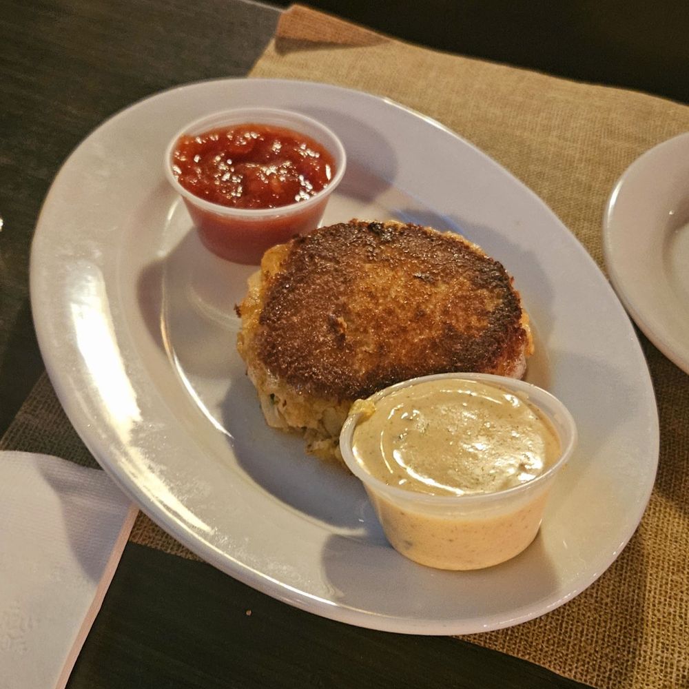 Benny the Bum's - Crabcake as an appetizer - American Near Me - Philadelphia, Pennsylvania