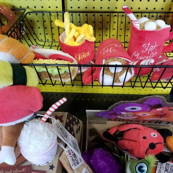 Jefferson Feed - Veterans - The cutest dog toys I've seen in a long time! - Pet Stores Near Me - Metairie, Louisiana