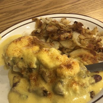 The Egg - Corned beef hash Benedict - American Near Me - Highlands Ranch, Colorado The Egg - Corned beef hash Benedict - American Near Me - Highlands Ranch, Colorado