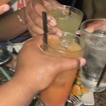 Hubble Hookah - Cocktails - Middle Eastern Near Me - Chicago, Illinois
