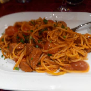 Amalfi - Spaghetti mit scharfer salsiccia Sauce. Wunderbar - Pizza Near Me - Munich, BY