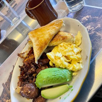 Dove's Luncheonette - Dove's Deluxe with avocado - Southern Near Me - Chicago, Illinois Dove's Luncheonette - Dove's Deluxe with avocado - Southern Near Me - Chicago, Illinois