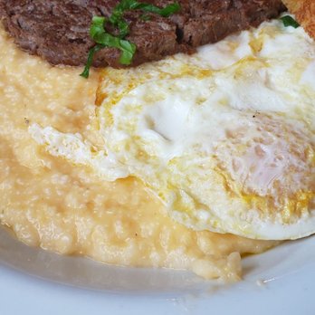 Huskers Cafe - Breakfast & Brunch Near Me - Stone Mountain, Georgia Huskers Cafe - Breakfast & Brunch Near Me - Stone Mountain, Georgia