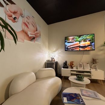 Clivia Beauty & Body - Inside - Day Spas Near Me - Pleasanton, California Clivia Beauty & Body - Inside - Day Spas Near Me - Pleasanton, California