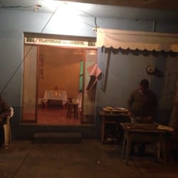 Tlayudas El Chepil - Se encuentra en la última calle de Constitución, casi enfrente de la universidad Mundo Maya