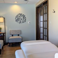 The Fertility Clinic at Practice Longevity - Treatment room 6