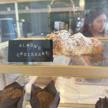 Bruvana Coffee House - Coffee & Tea Near Me - Flower Mound, Texas