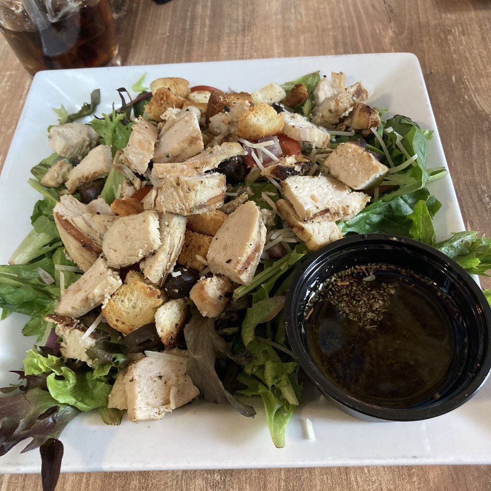 Café Piazza - Panzanella Salad with chicken - Pizza Near Me - Saint Louis, Missouri Café Piazza - Panzanella Salad with chicken - Pizza Near Me - Saint Louis, Missouri