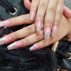 Da-Vi Nails