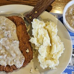 New Freedom Restaurant - Chicken Fried Steak with mashed potatoes