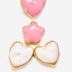 Yummy's donut palace - Come buy our valentines donuts. Starting on Tuesday 2/9/2021 !!! Share with your love ones on valentines.