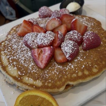 Keke's Breakfast Cafe - Strawberry Pancakes - Breakfast & Brunch Near Me - Orlando, Florida Keke's Breakfast Cafe - Strawberry Pancakes - Breakfast & Brunch Near Me - Orlando, Florida